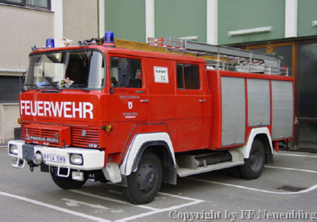 Löschgruppenfahrzeug LF16 TS (ausgemustert 2010) Löschgruppenfahrzeug LF16 TS (ausgemustert 2010)